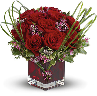 Sweet Thoughts Bouquet with Red Roses